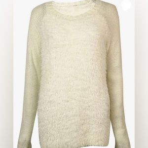 Women’s Eric + Lani Cream Fluffy Knit Pullover Sweater S